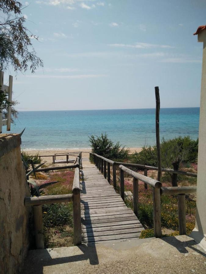 Villa Blu - Torre Ovo Monacizzo Bagian luar foto